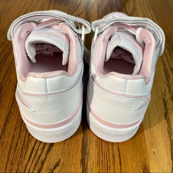 Adidas Forum Low Plus Women Athletic Shoe White Pink Size 8 8.5 NEW Leather NEW - Picture 5 of 7